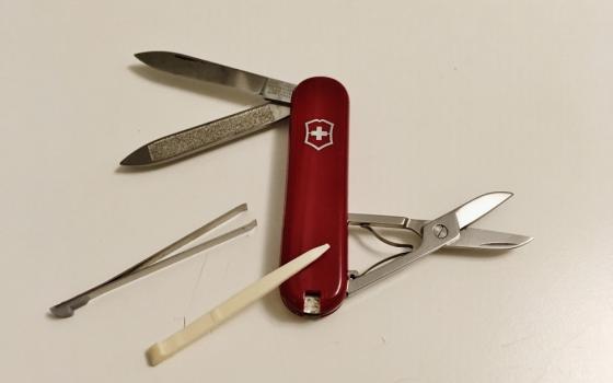 Victorinox wenger knife hotsell